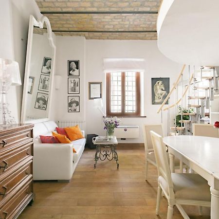 Leopardo 28 - Loft In Trastevere Apartment Рим Екстериор снимка